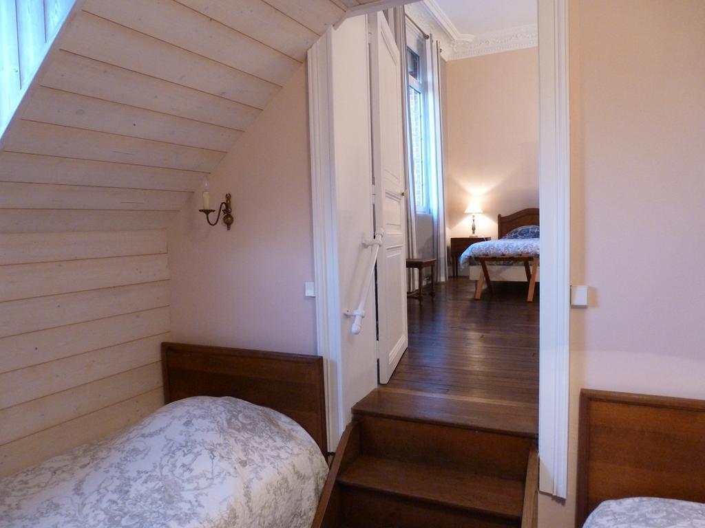 Ferme De Bonavis Bed & Breakfast Banteux Exterior photo